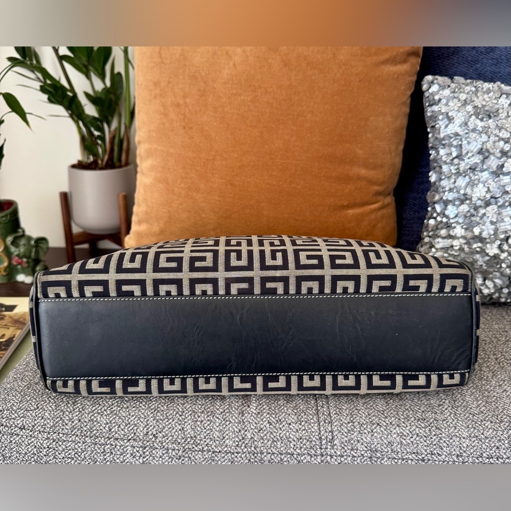 GIVENCHY- Authentic(COA)Black & Beige Leather and G Logo Canvas Bag - Picture 6 of 15